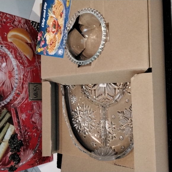 NWT Mikasa Chip & Dip set - Picture 4 of 6